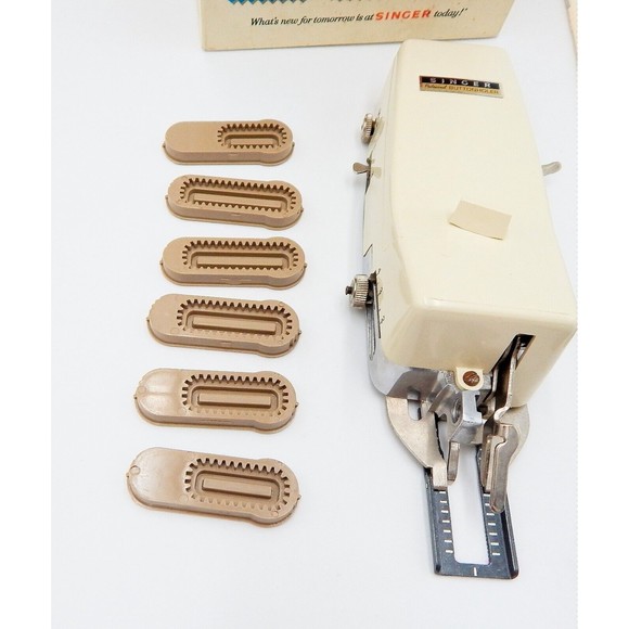 Singer Professional Buttonholer 102991 Original Box Slant Needle Zig Zag - Picture 3 of 12